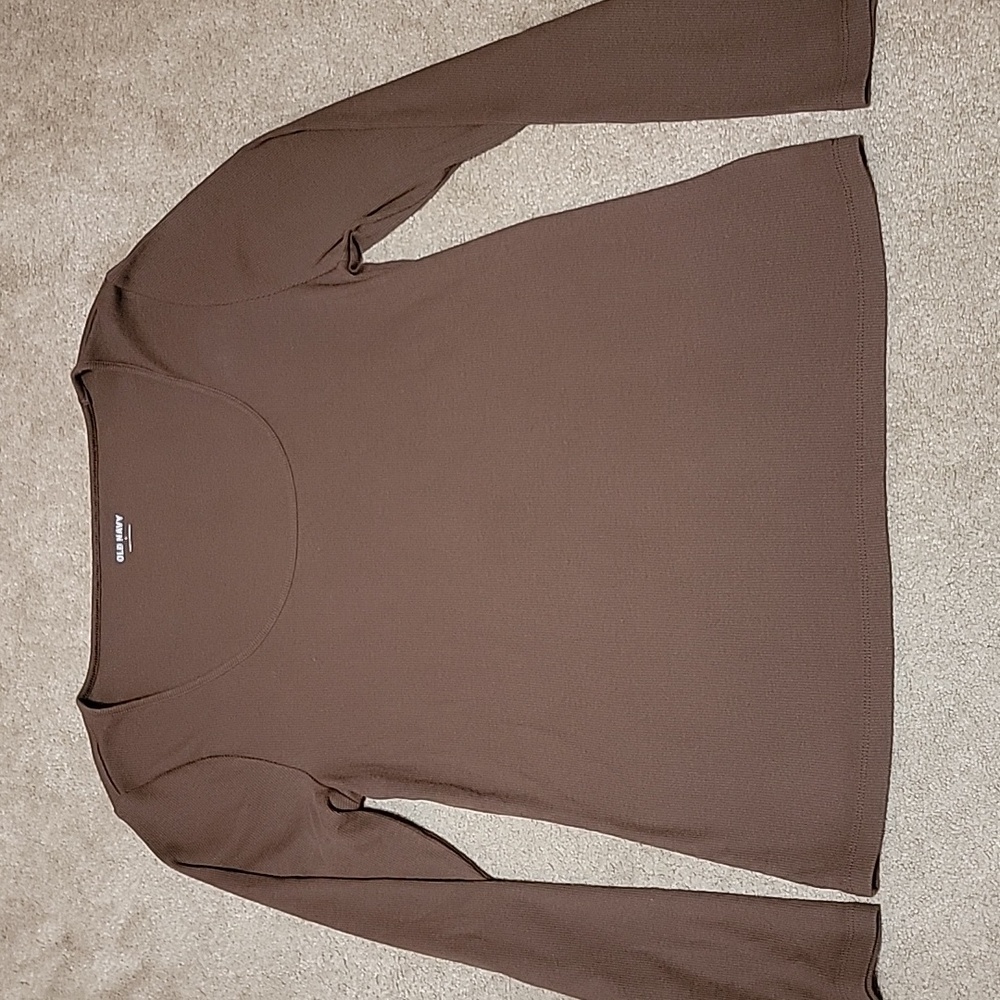 OLD NAVY RIBBED LONG SLEEVE SHIRT